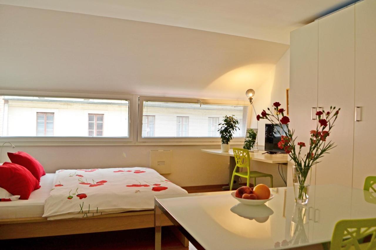 Apartment In Center *